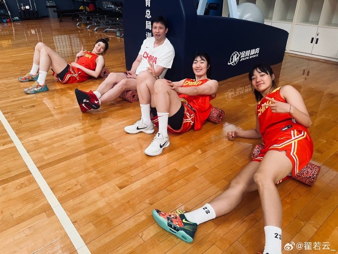 结束女篮亚洲杯征程！翟若云晒照：从新出发 从心出发
